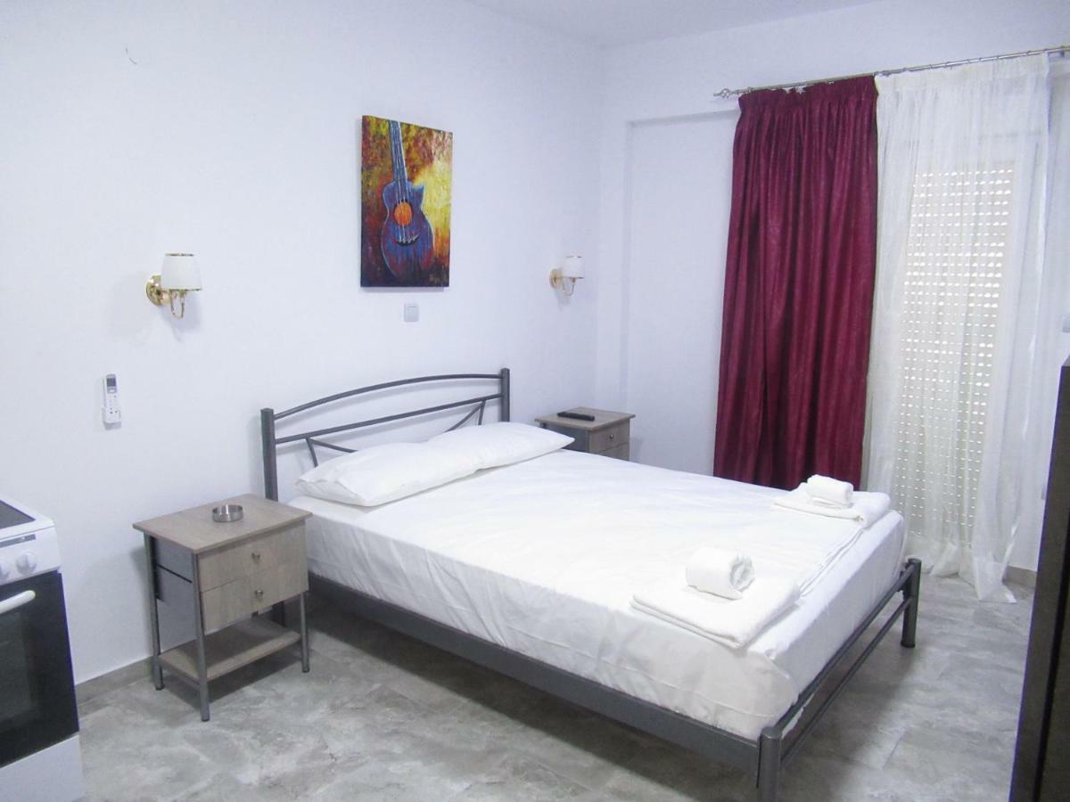 Artistic Rent Rooms & Apartments Nea Kallikrateia Eksteriør billede